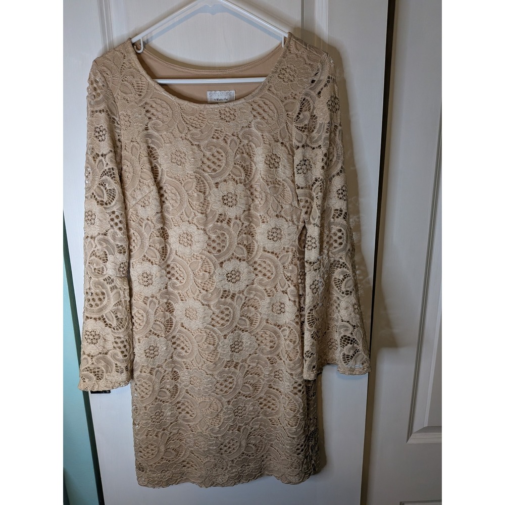 Signature by Robbie Bee Beige Floral Lace Bell Sleeve Sheath Dress Small